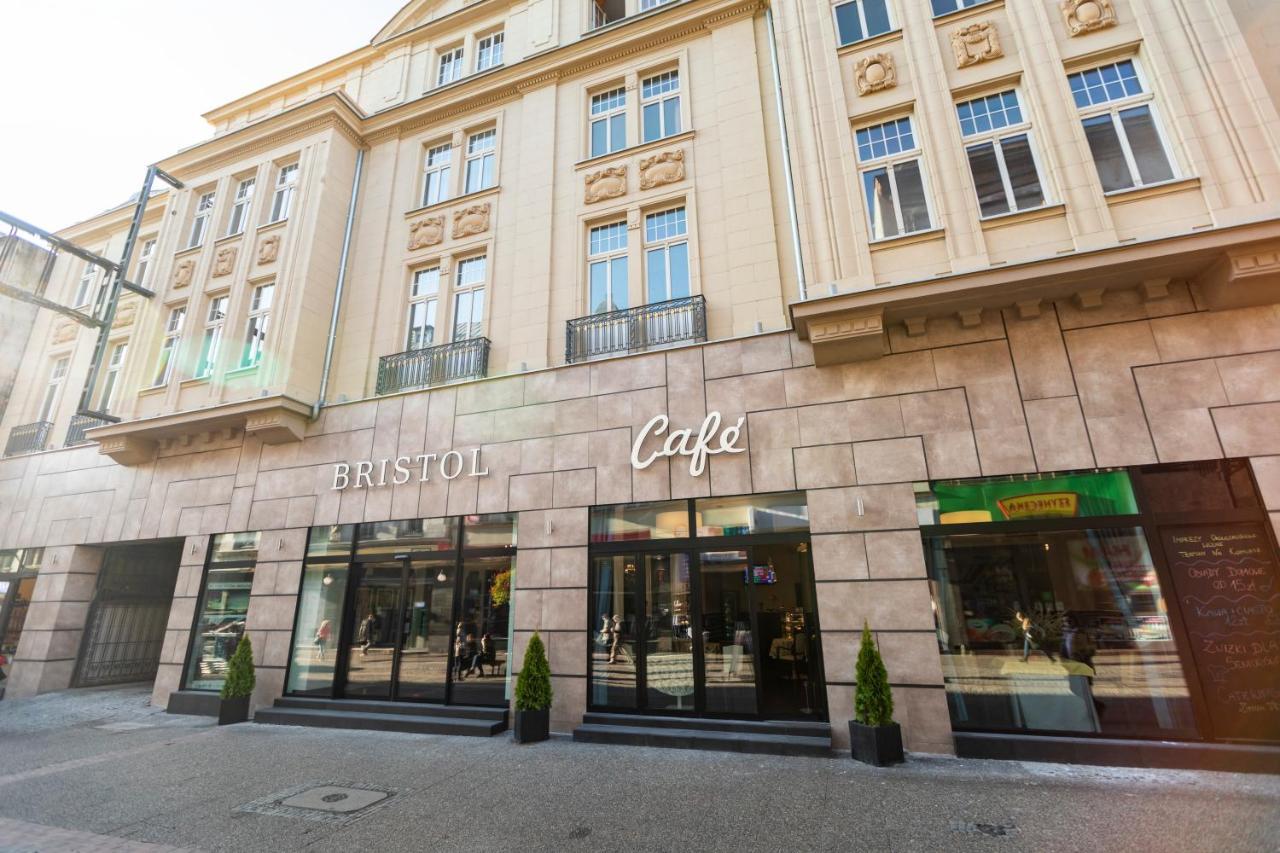 Bristol Residence Бытом Экстерьер фото