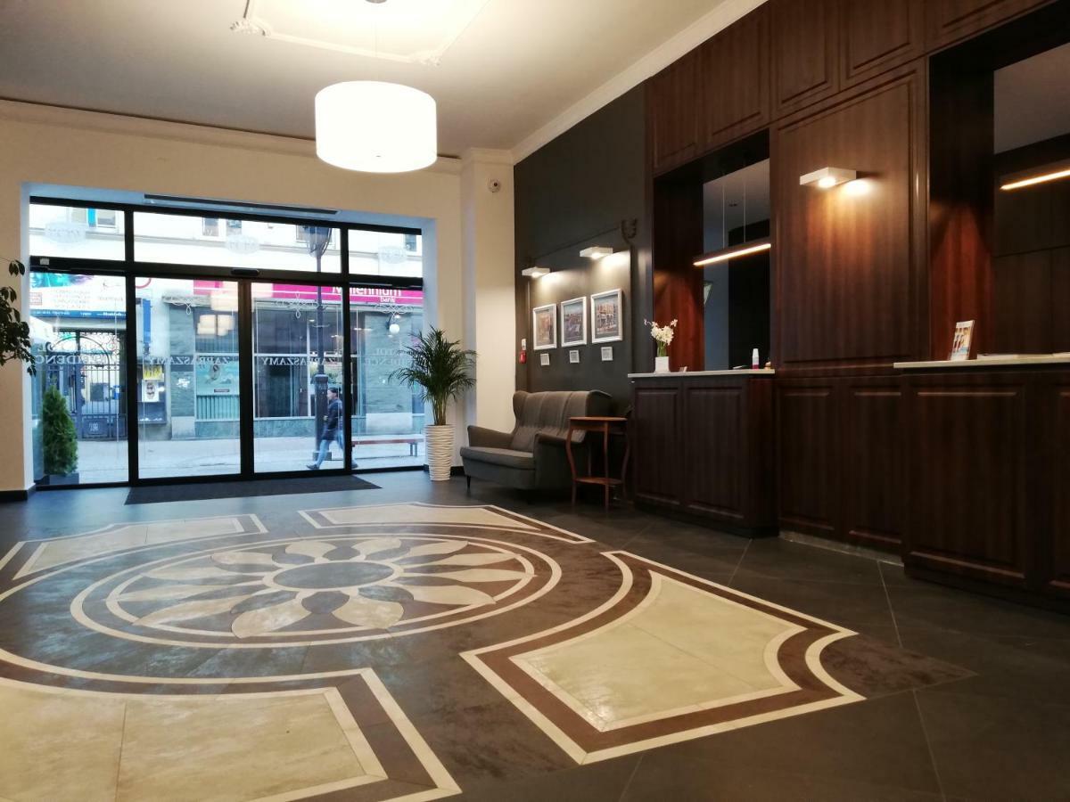 Bristol Residence Бытом Экстерьер фото